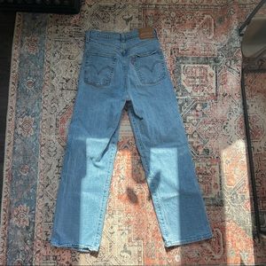 Levis ribcage straight size 27x27 light wash